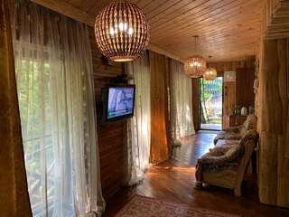 Гостевой дом Альфа Бетта Экологический номер "Ирбис" или "Волк"-8