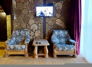 Гостевой дом Альфа Бетта Семейный номер "Бахус"-2