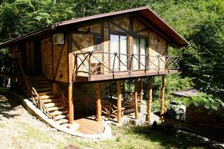 Гостевой дом Альфа Бетта Семейный номер "Дом Лисы"-4